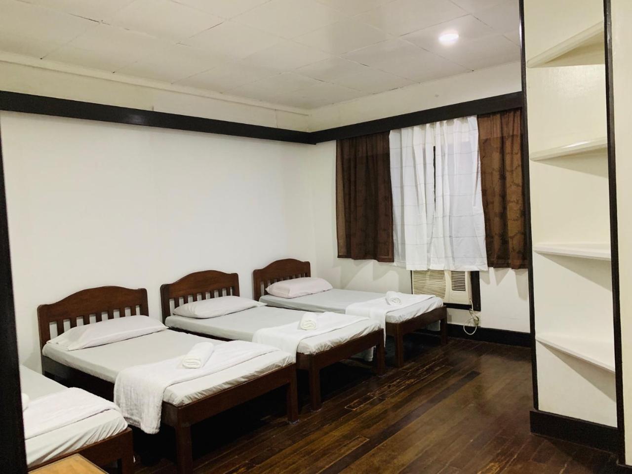 Matutina pensiónne Puerto Princesa Exterior foto