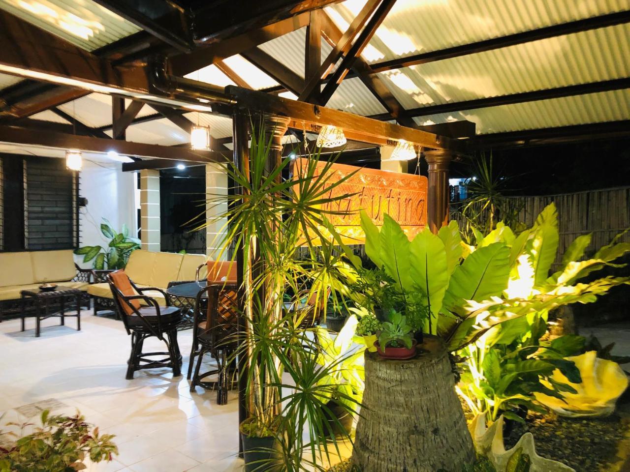 Matutina pensiónne Puerto Princesa Exterior foto