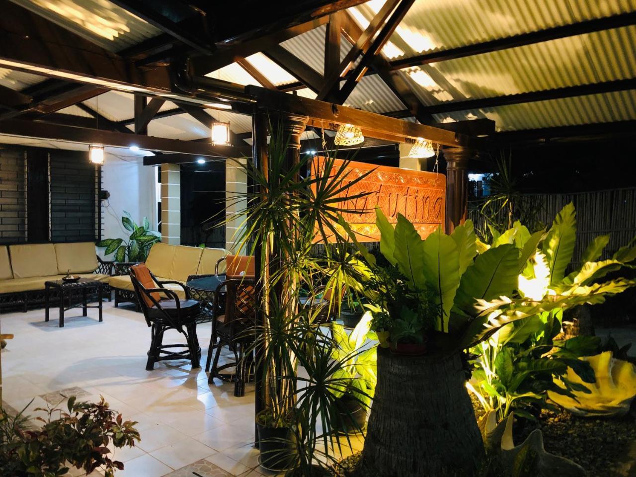 Matutina pensiónne Puerto Princesa Exterior foto