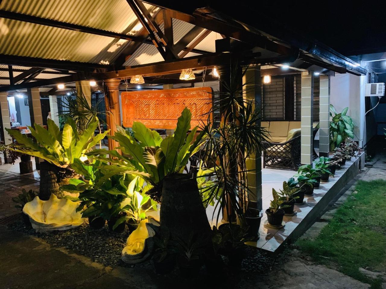 Matutina pensiónne Puerto Princesa Exterior foto